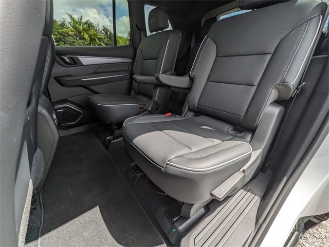 2025 Buick Enclave Sport Touring photo 7