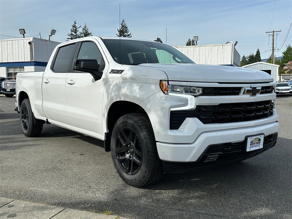 2025 Chevrolet Silverado 1500 RST photo 4