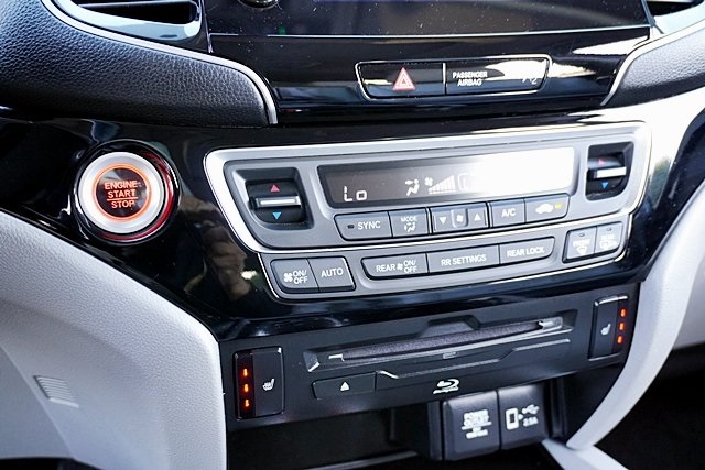 Used 2022 Blue Honda Touring image 31