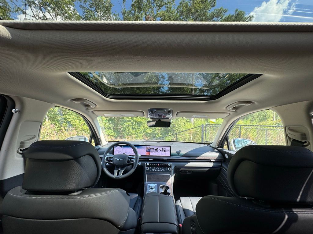 2026 Genesis GV80 2.5T AWD photo 3