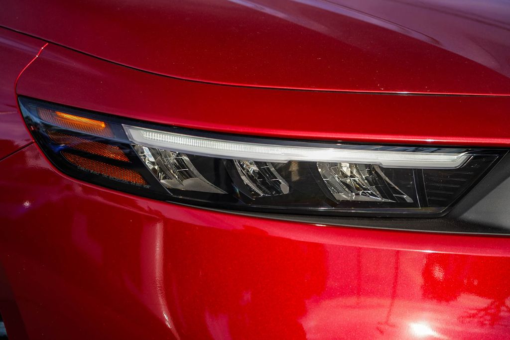2025 Honda Accord Hybrid Sport photo 2