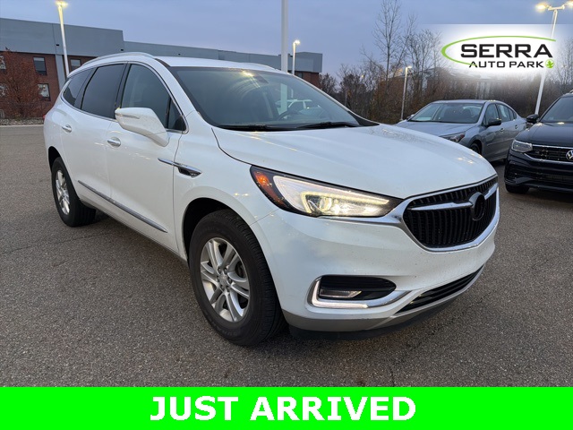 2020 Buick Enclave Essence photo 2