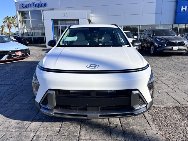 2026 Hyundai Kona SEL photo 2