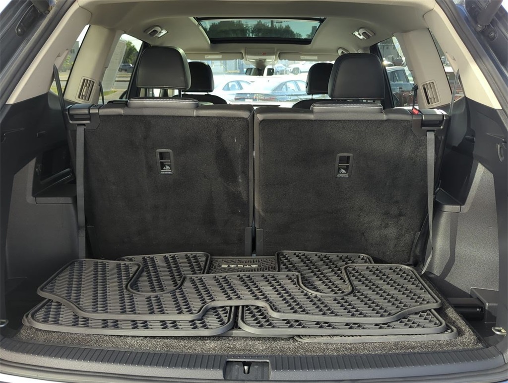2023 Volkswagen Atlas V6 SEL R-Line photo 21