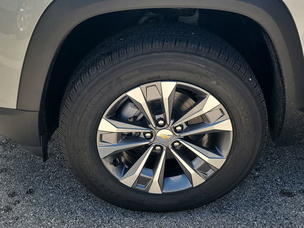 2026 Chevrolet Equinox LT photo 17