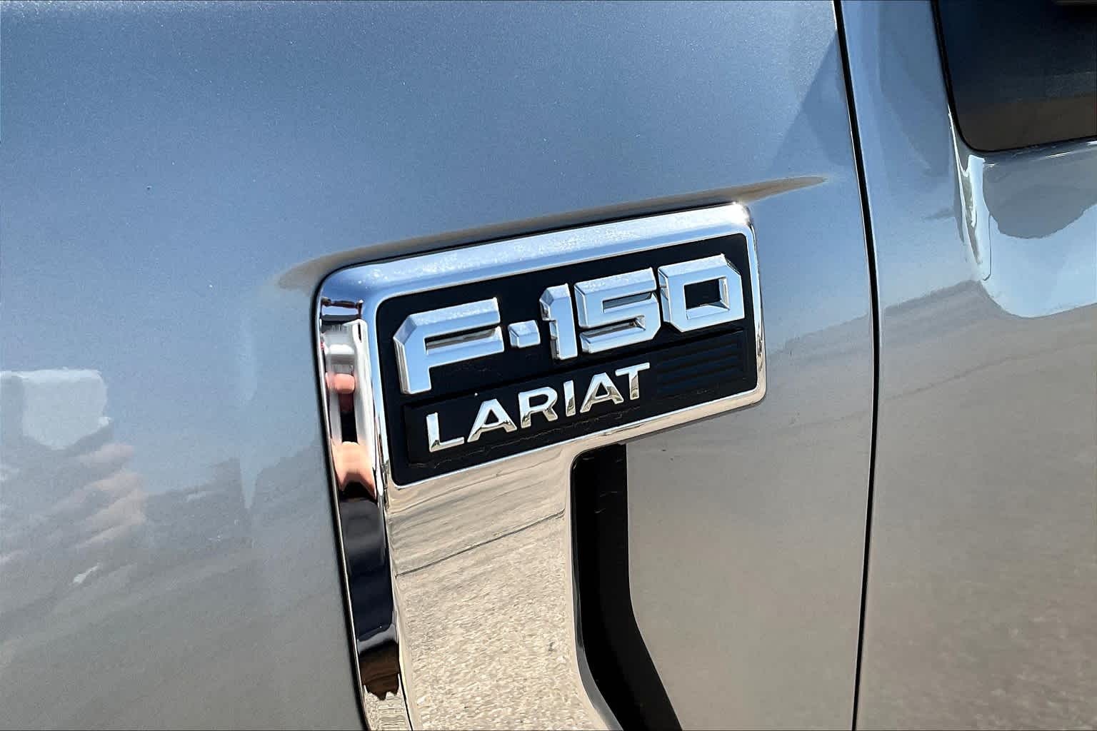 2025 Ford F-150 Lariat photo 14