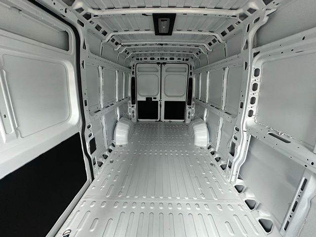 2025 Ram ProMaster 3500 Cargo Van photo 31