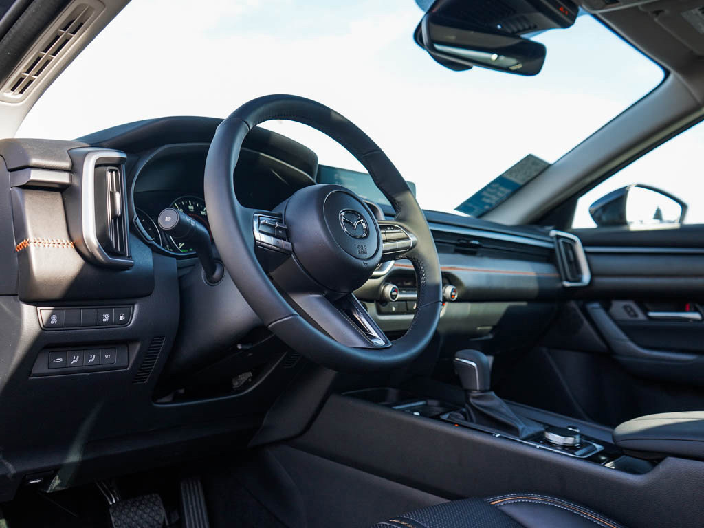 2025 Mazda CX-50 Premium photo 18