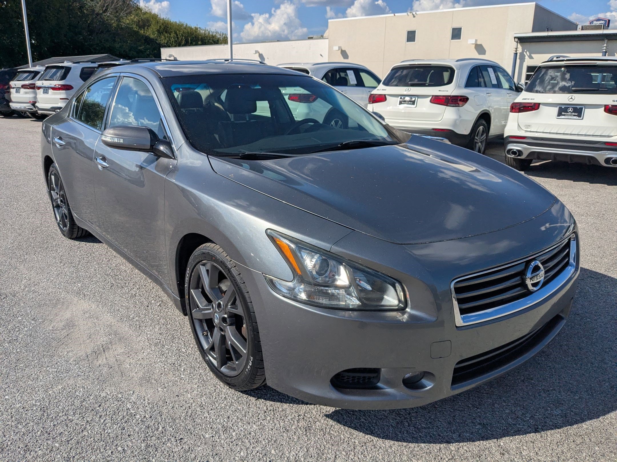 2014 Nissan Maxima SV photo 3