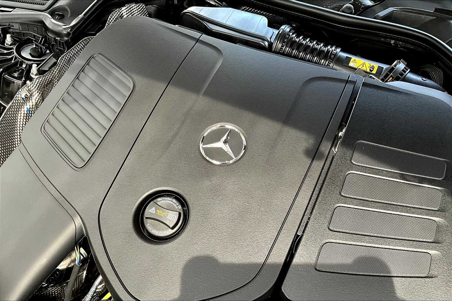 2025 Mercedes Benz C 300 photo 19