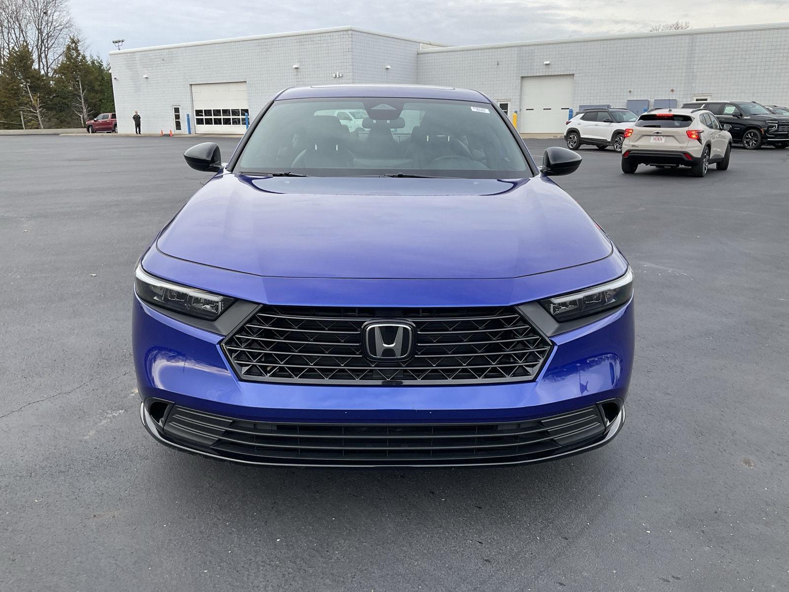 2023 Honda Accord Hybrid Sport-L photo 2