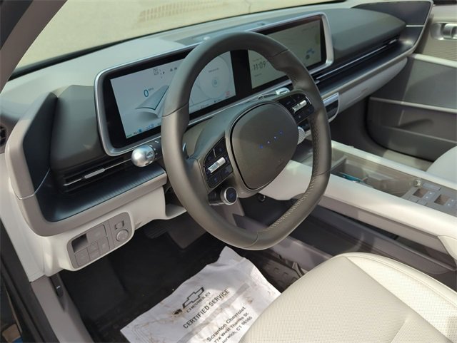 2024 Hyundai Ioniq 6 SEL photo 2