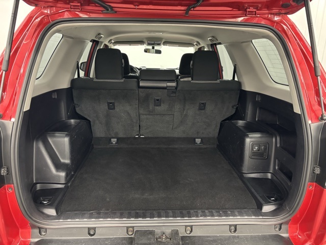 2019 Toyota 4Runner SR5 photo 8