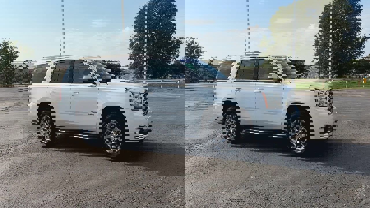 2018 Gmc Yukon SLT photo 2