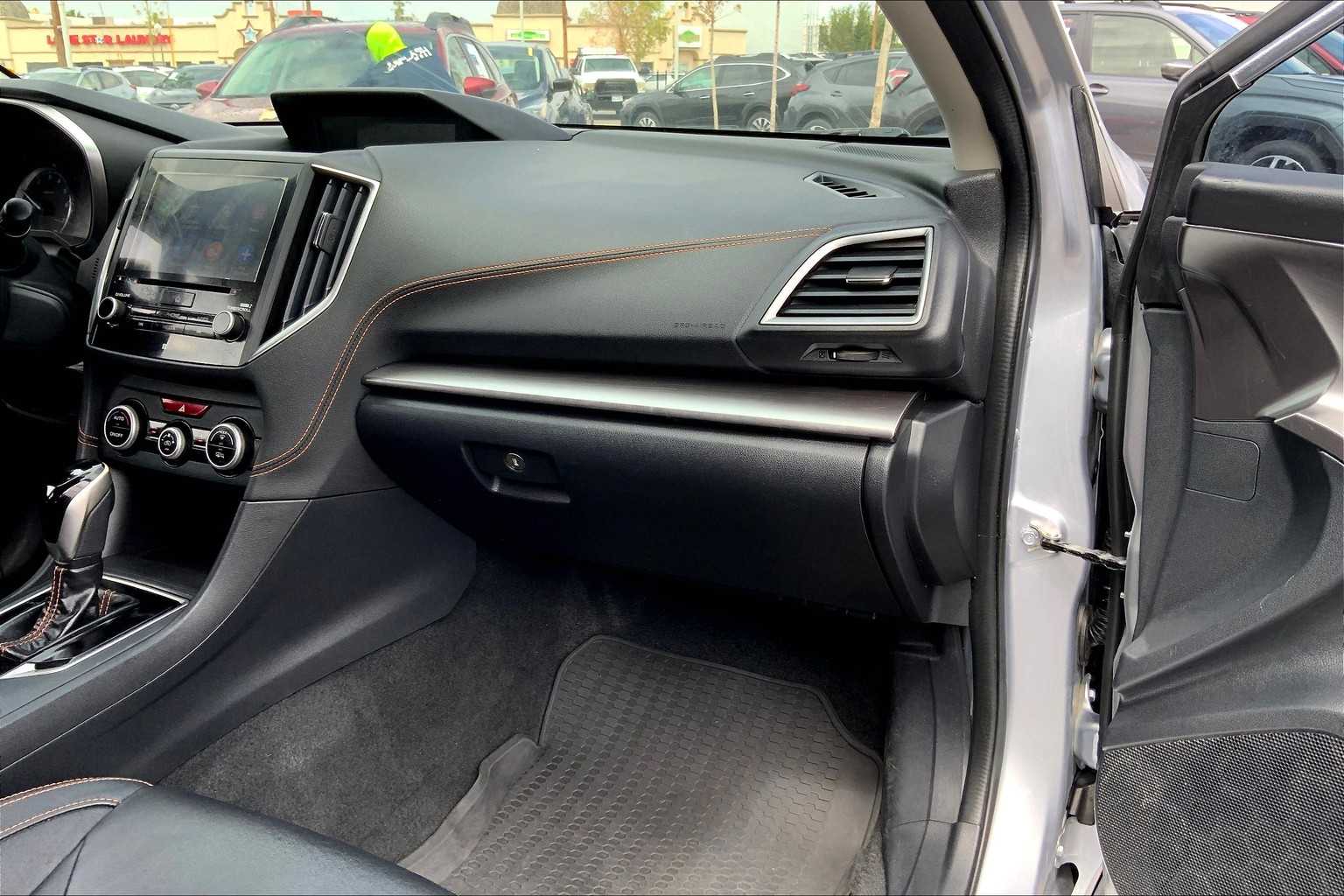 2019 Subaru Crosstrek Limited 2.0i photo 16