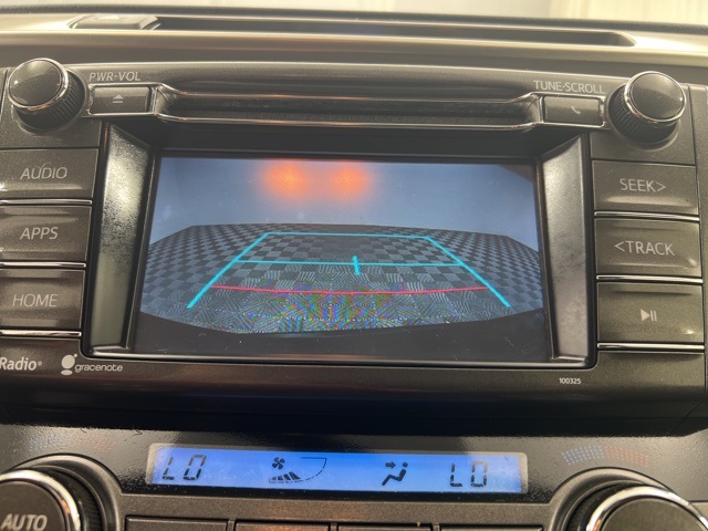 2015 Toyota RAV4 XLE photo 18
