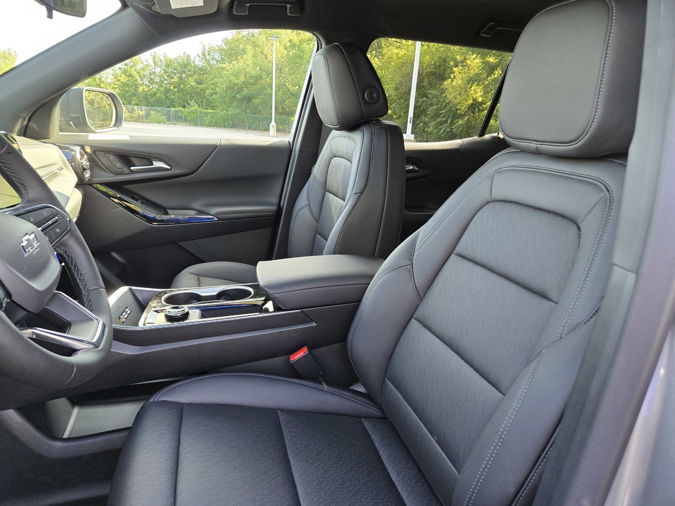 2026 Chevrolet Equinox LT photo 15