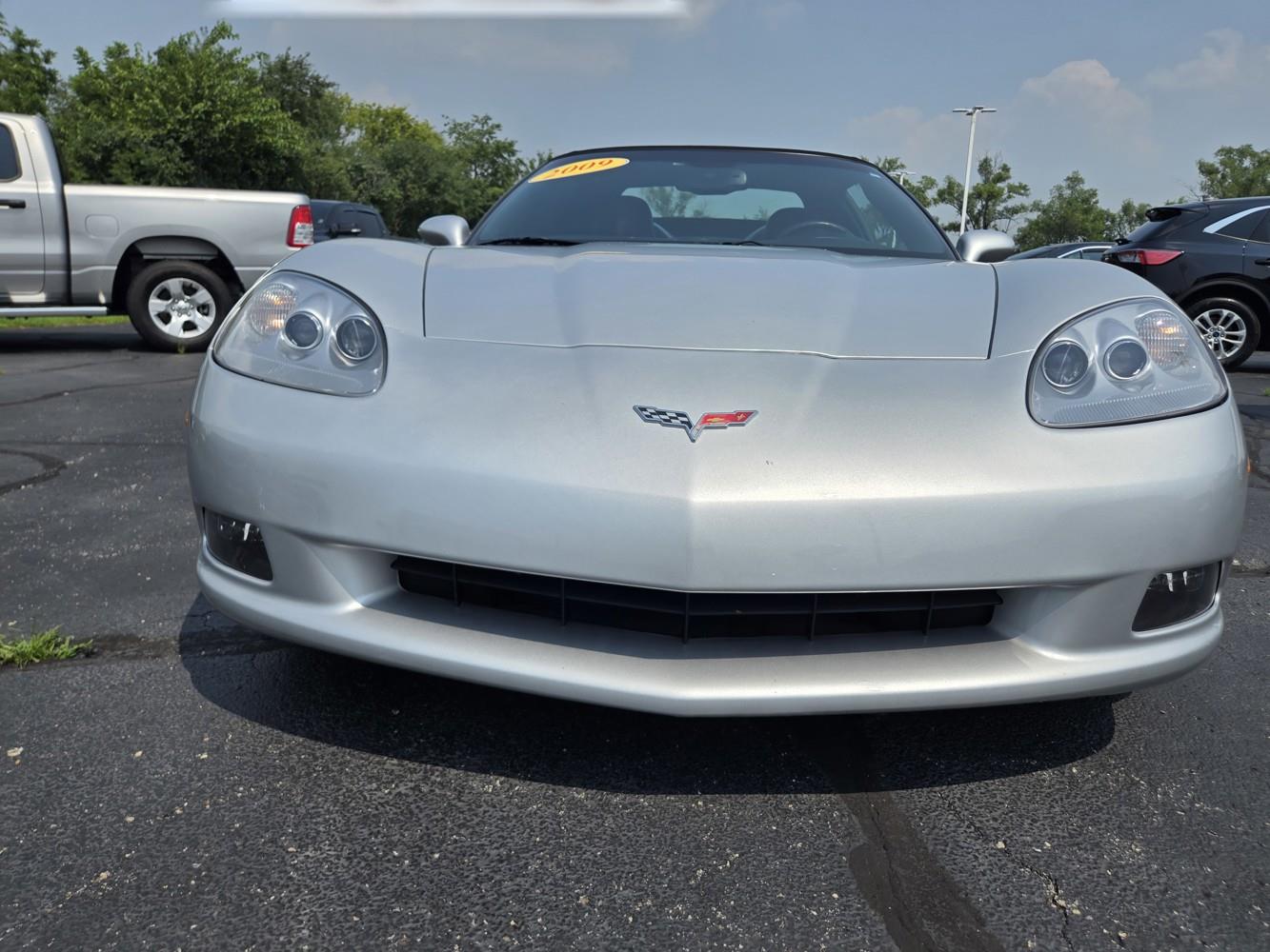 2009 Chevrolet Corvette 1LT Convertible photo 30