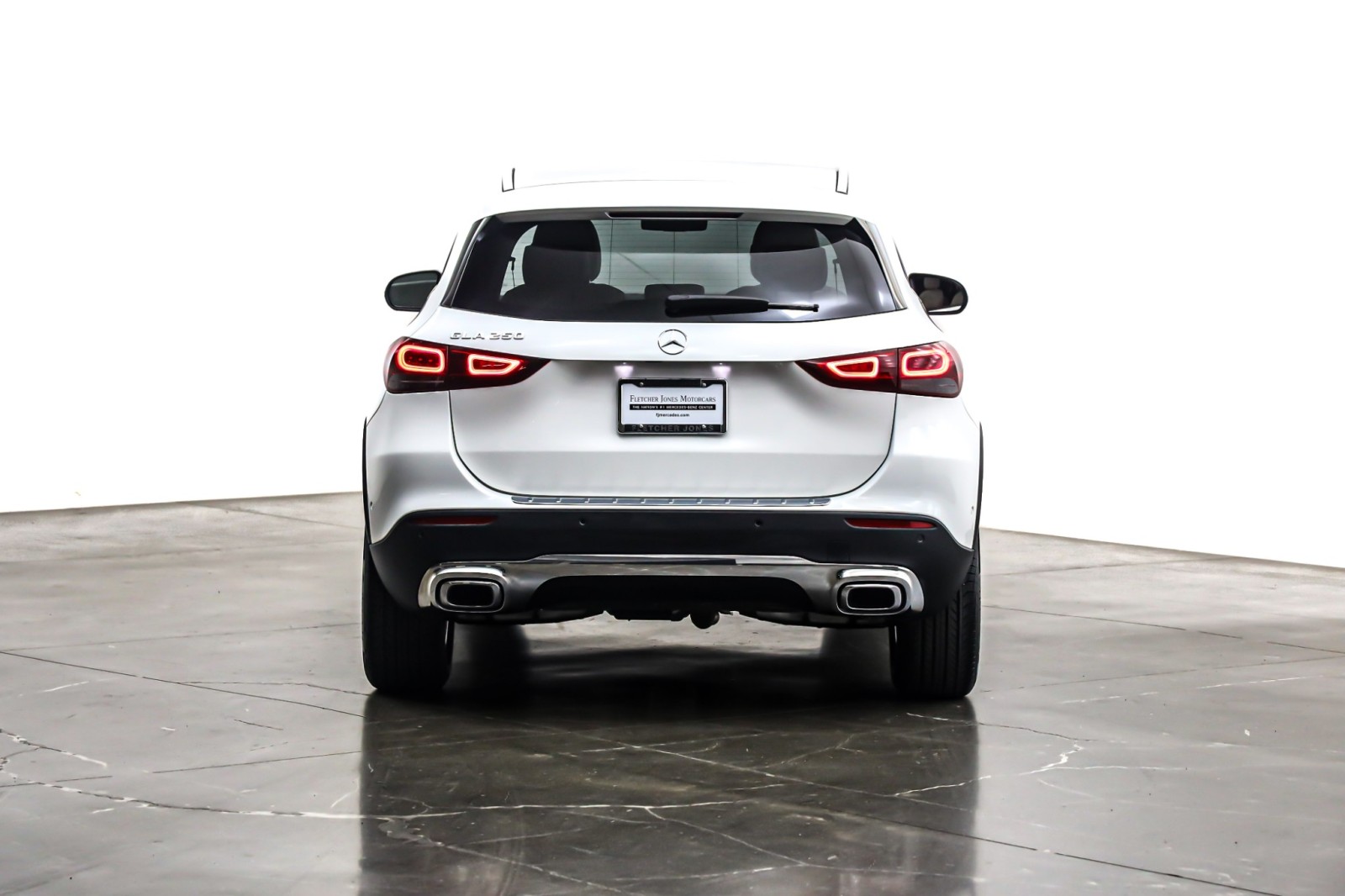 2022 Mercedes Benz GLA 250 photo 3