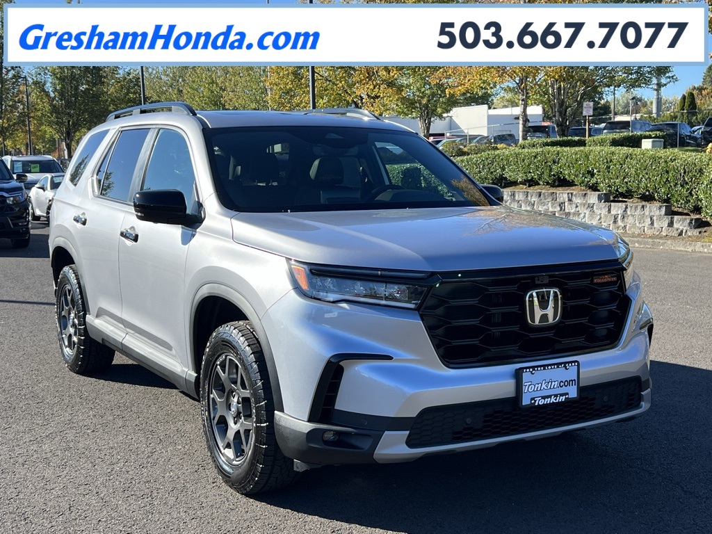 2025 Honda Pilot TrailSport's photo