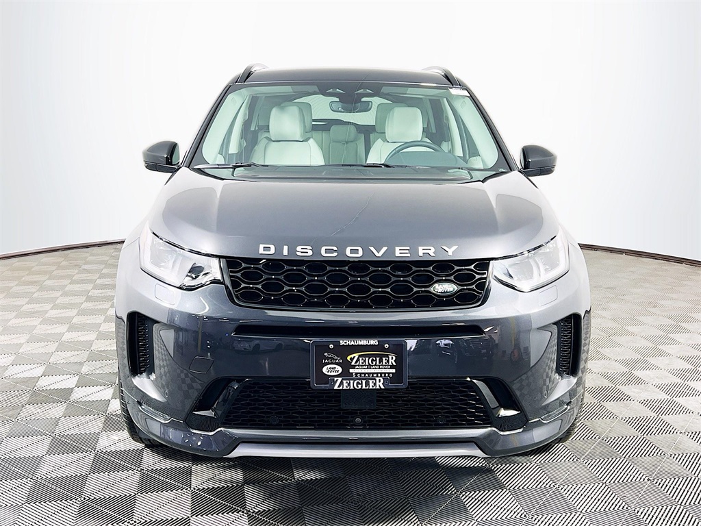 2024 Land Rover Discovery Sport S photo 2