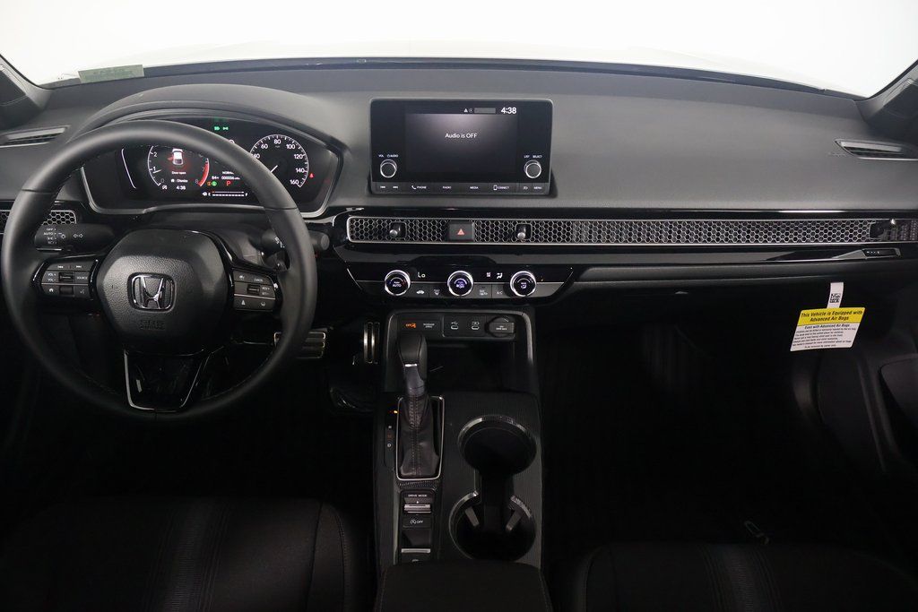 2025 Honda Civic Sport photo 3