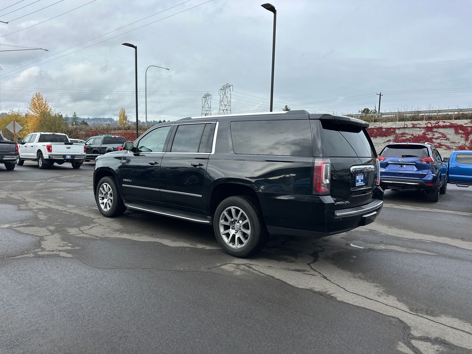 2020 Gmc Yukon XL Denali photo 2