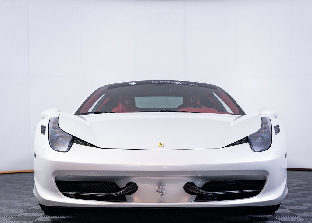 2012 Ferrari 458 Italia Base photo 2