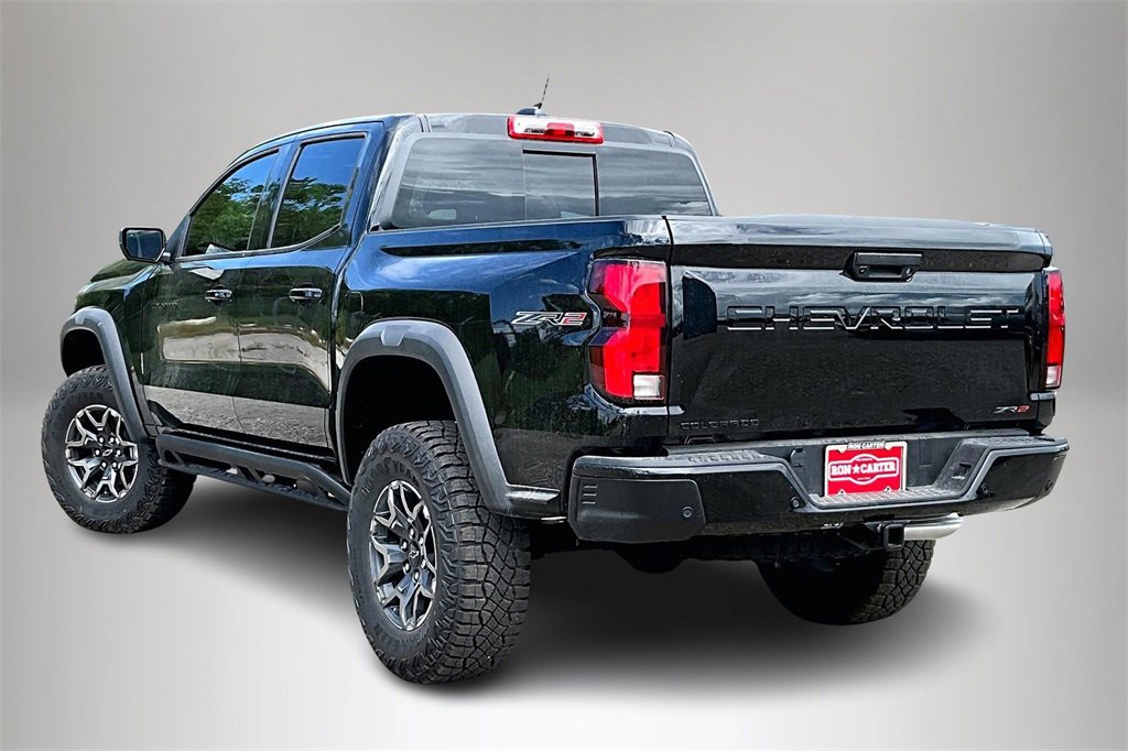 2026 Chevrolet Colorado ZR2 photo 3