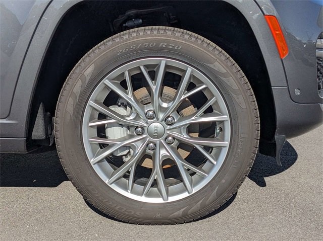 2022 Jeep Grand Cherokee Summit photo 10