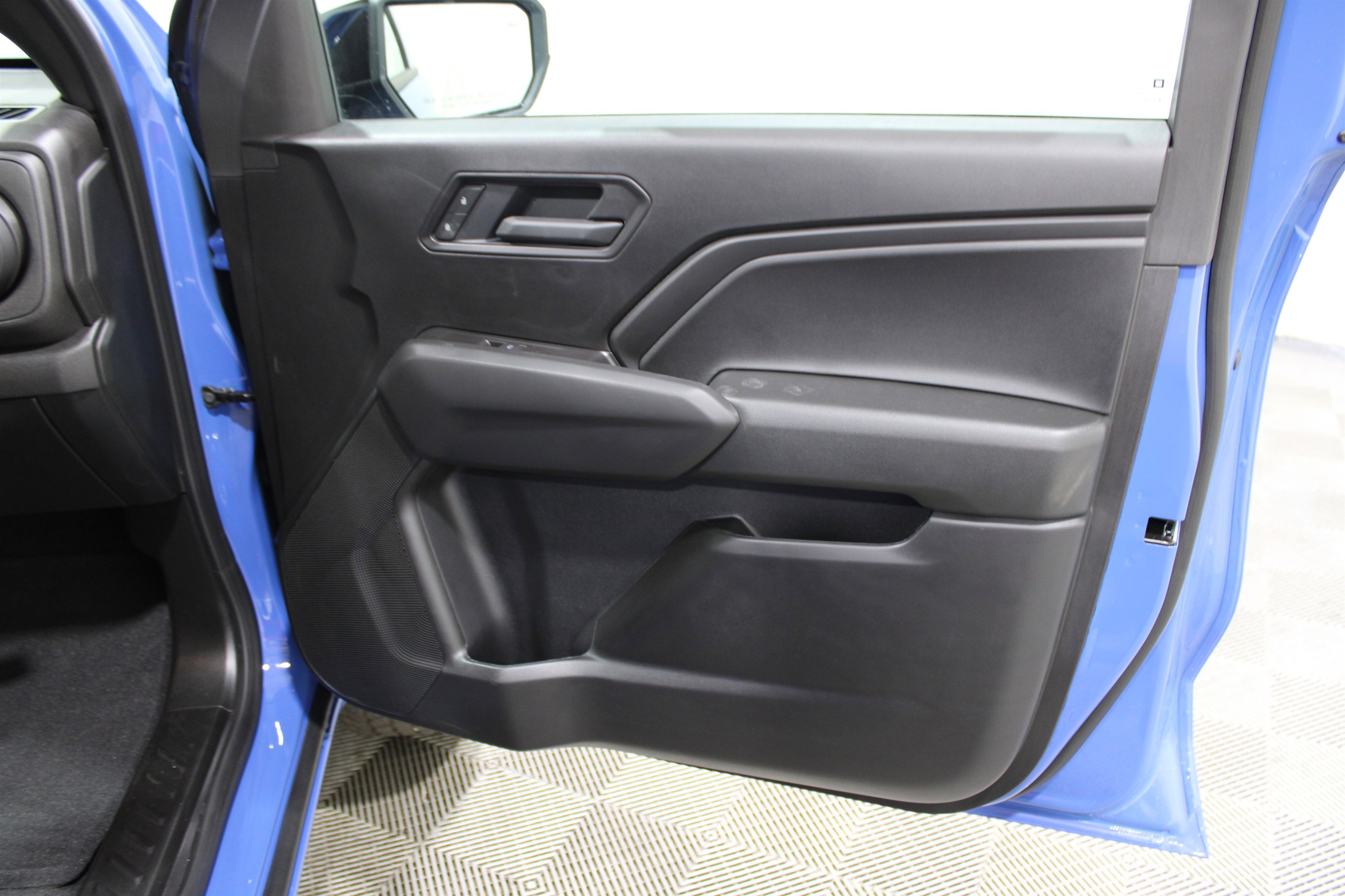 2026 Chevrolet Colorado Trail Boss photo 9