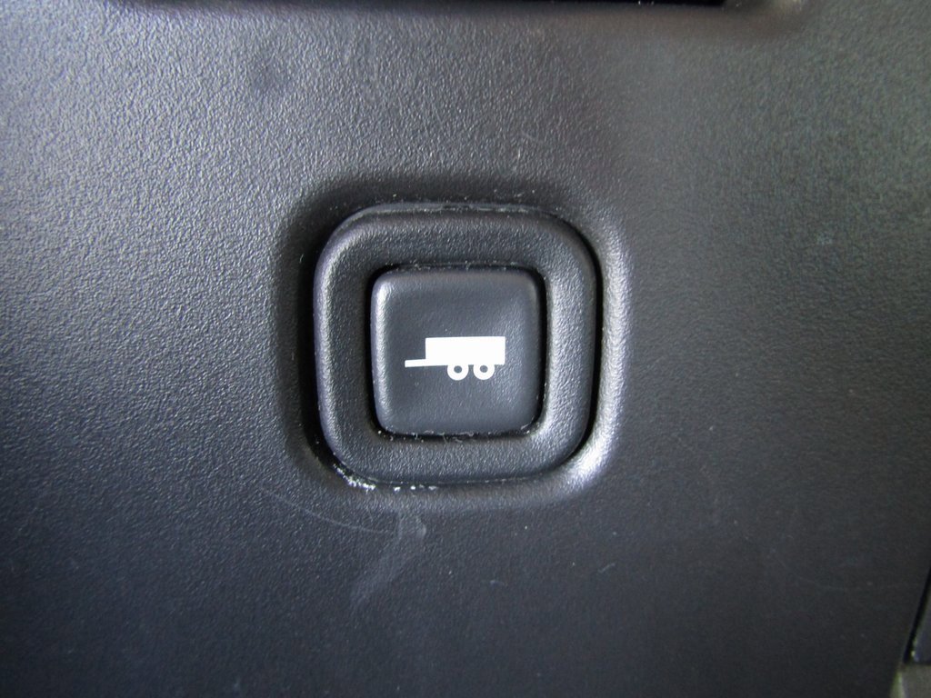 2023 Chevrolet Express 2500 Work Van photo 7