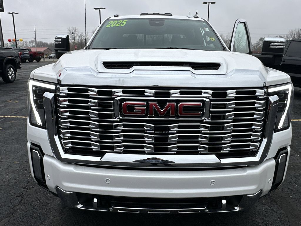 2025 GMC SIERRA HD - Image 25