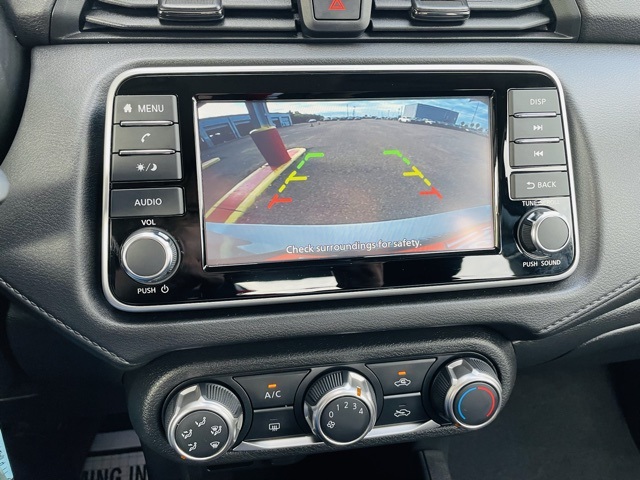 2025 Nissan Versa 1.6 S photo 12