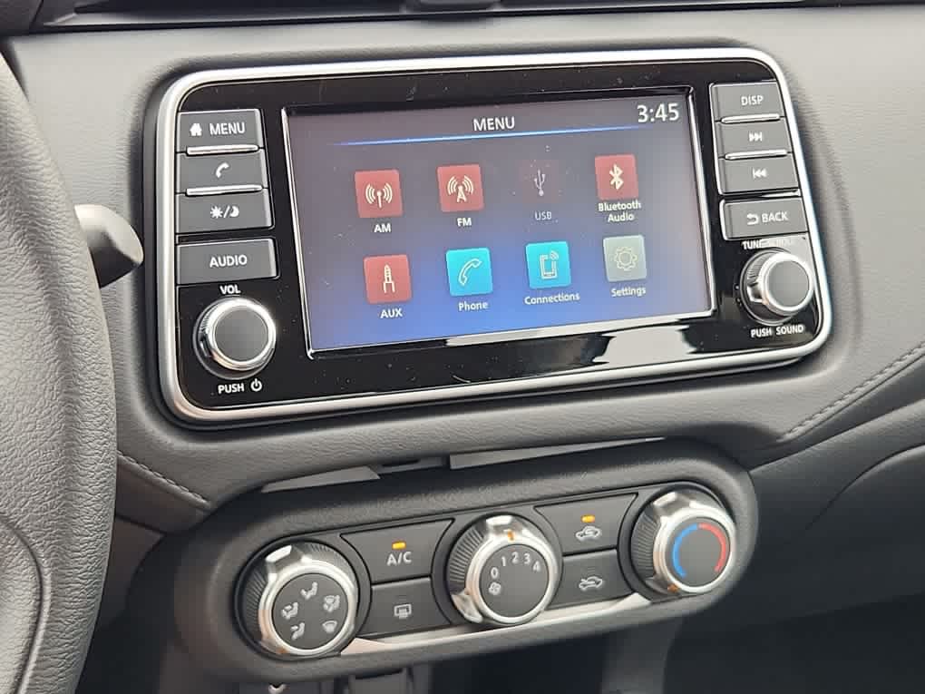 2025 Nissan Versa S photo 13
