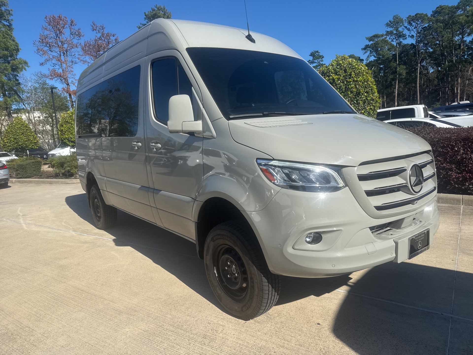 2024 Mercedes-Benz Sprinter Passenger Van Base's photo