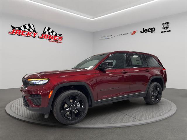 2025 Jeep Grand Cherokee Altitude's photo