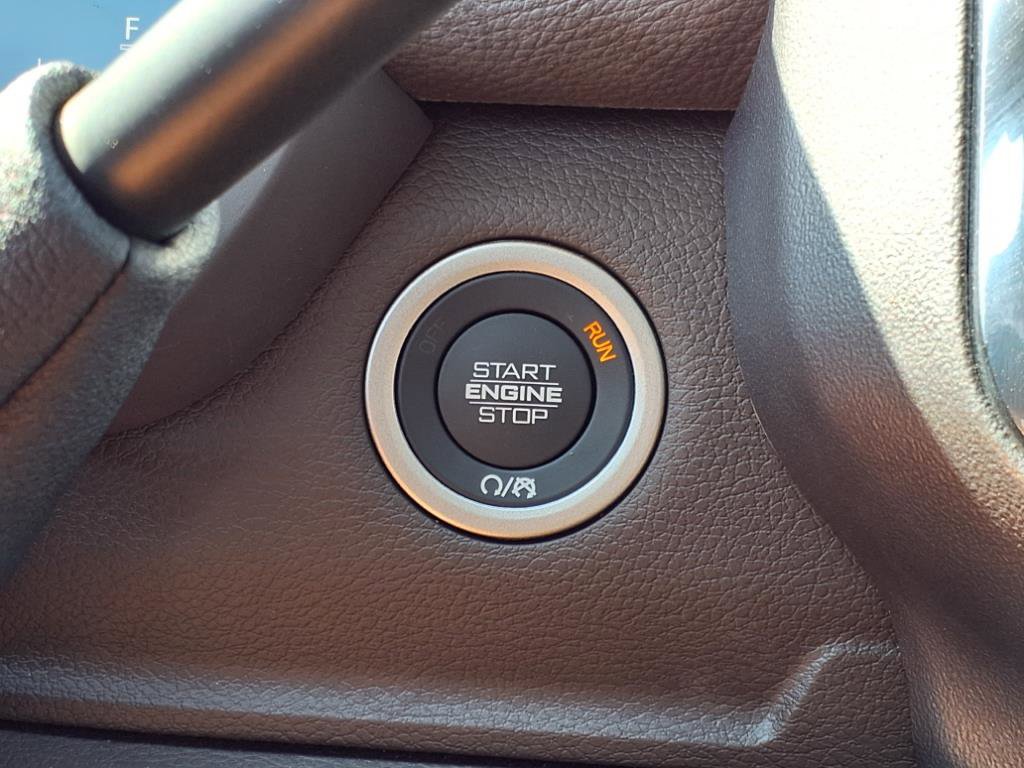 2025 Ram 3500 Laramie photo 11