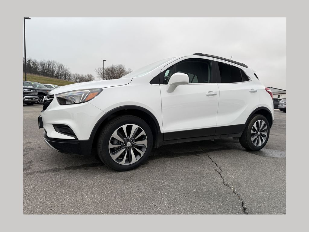 2022 Buick Encore Preferred's photo