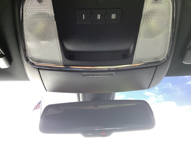 2022 Dodge Charger R/T photo 19