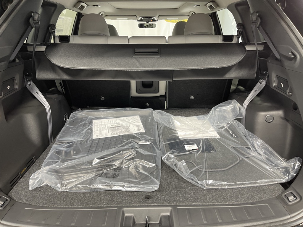 2025 Mitsubishi Outlander SE photo 29