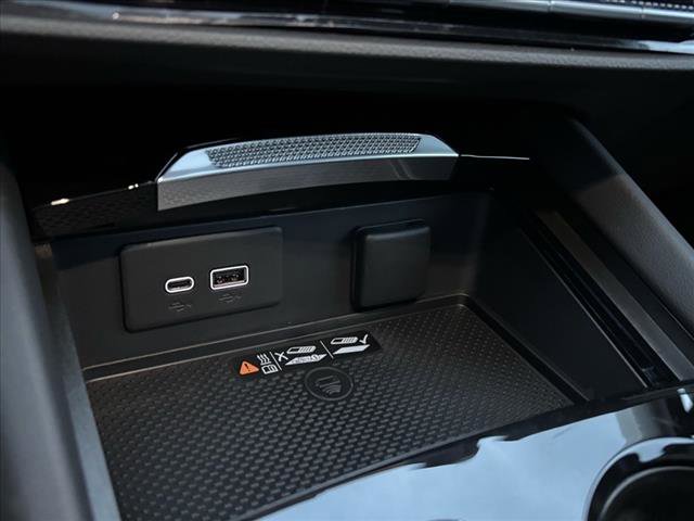 2025 Buick Envision Sport Touring photo 4