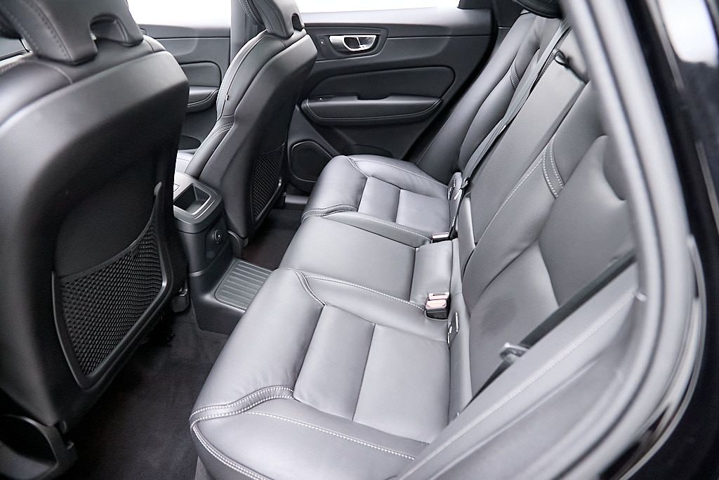 2024 VOLVO XC60 - Image 21