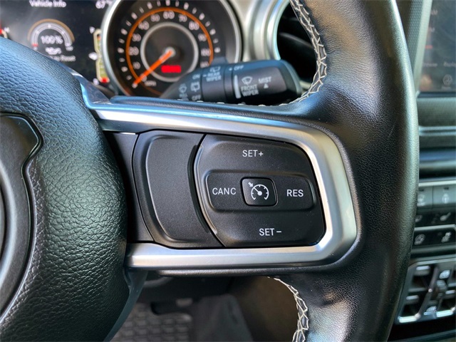 2020 Jeep Wrangler Unlimited Sahara photo 18