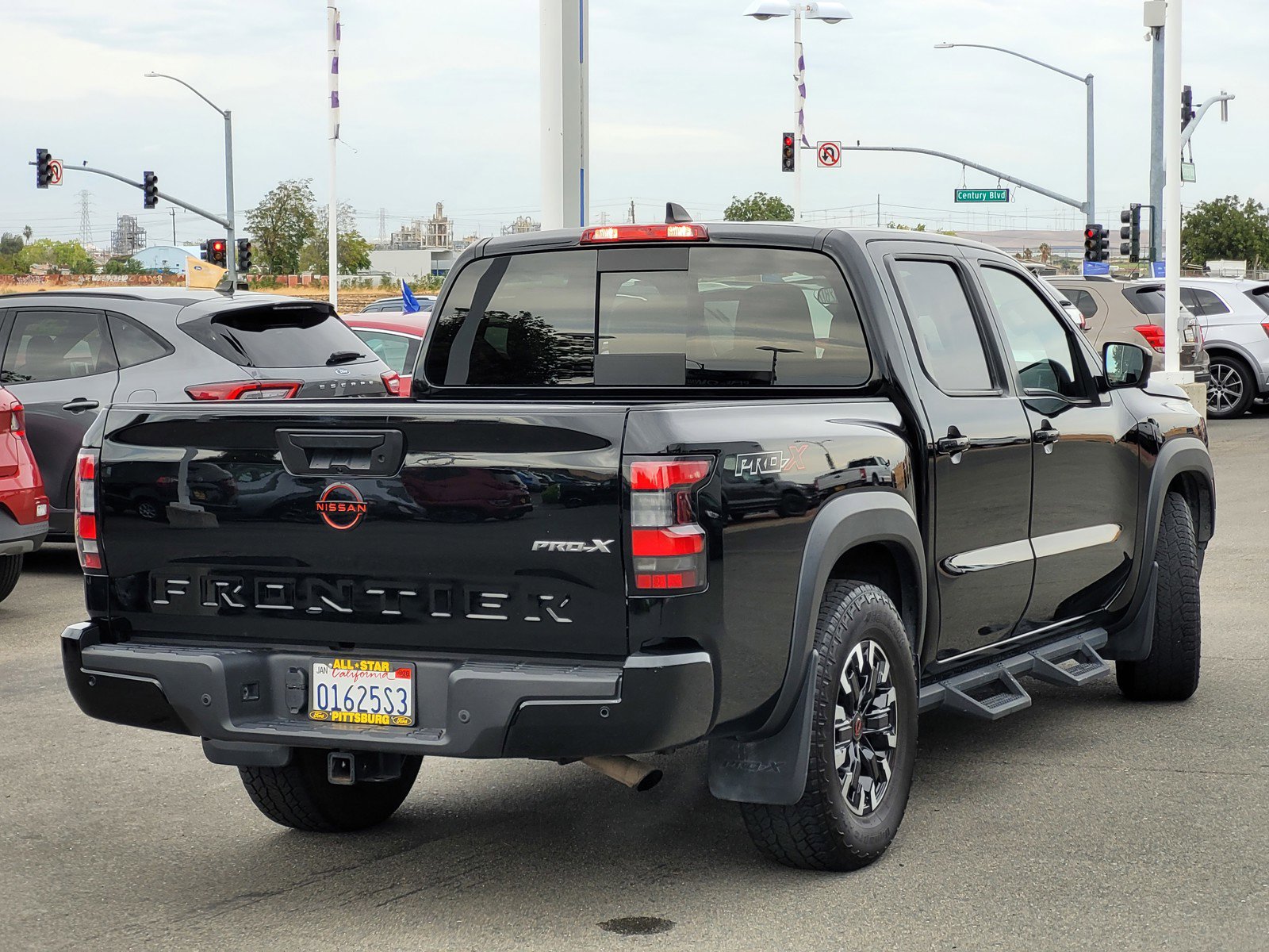 2023 Nissan Frontier PRO-X photo 4