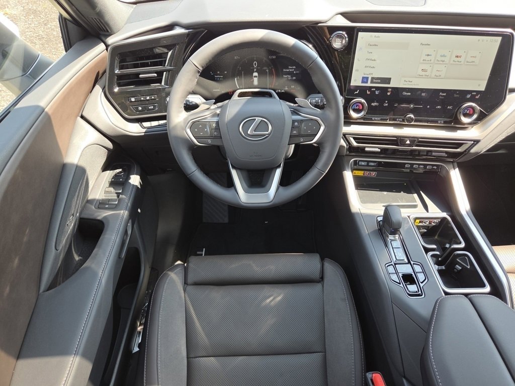 2026 Lexus TX 350 Luxury photo 3