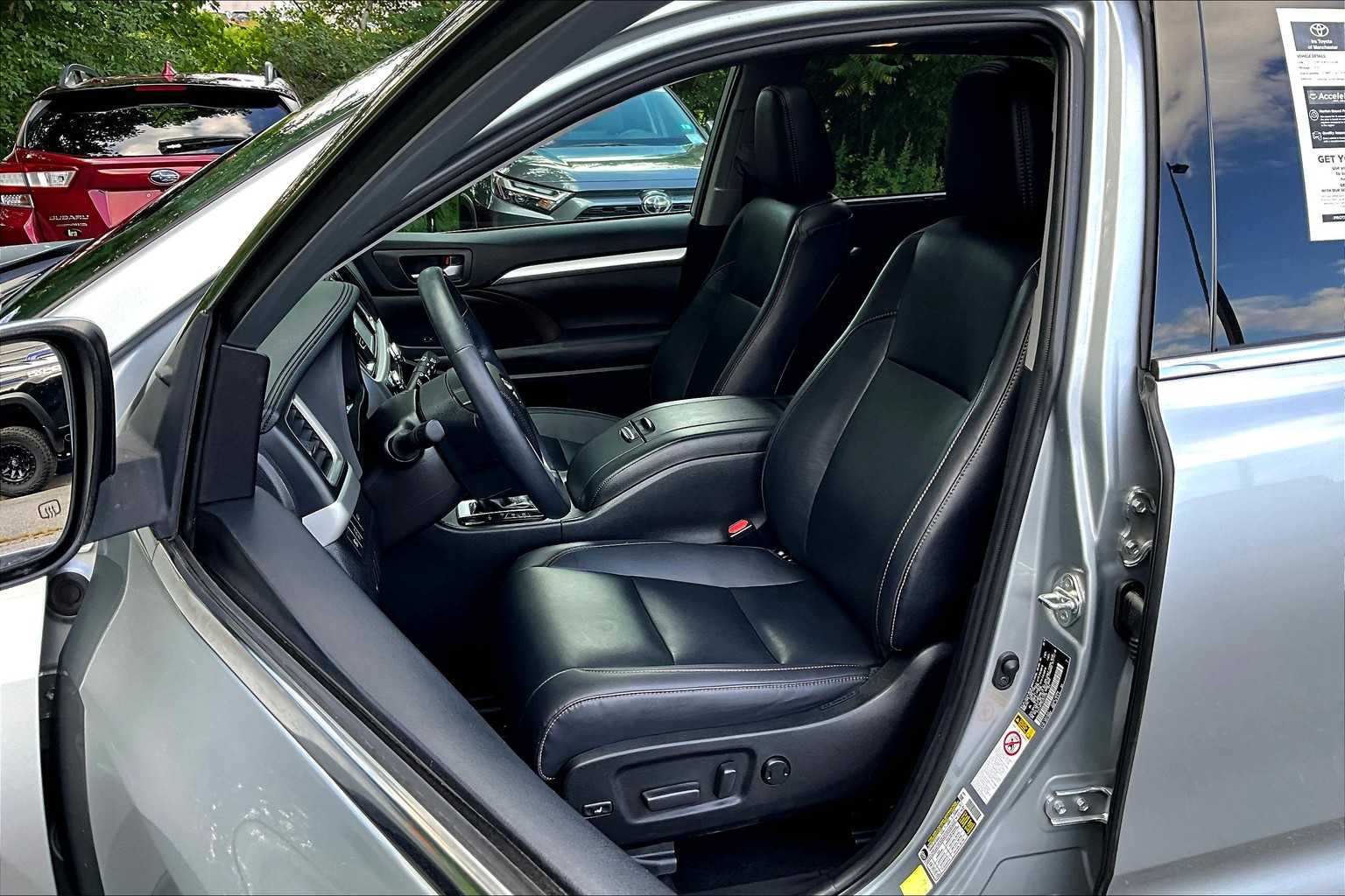 2019 Toyota Highlander XLE photo 8