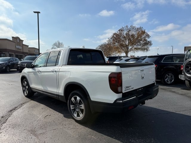 2019 Honda Ridgeline RTL-E photo 3