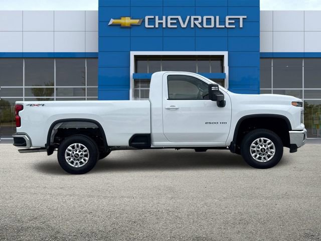 2026 Chevrolet Silverado 2500HD LT photo 3
