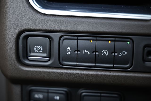 2021 Chevrolet Tahoe LS photo 17